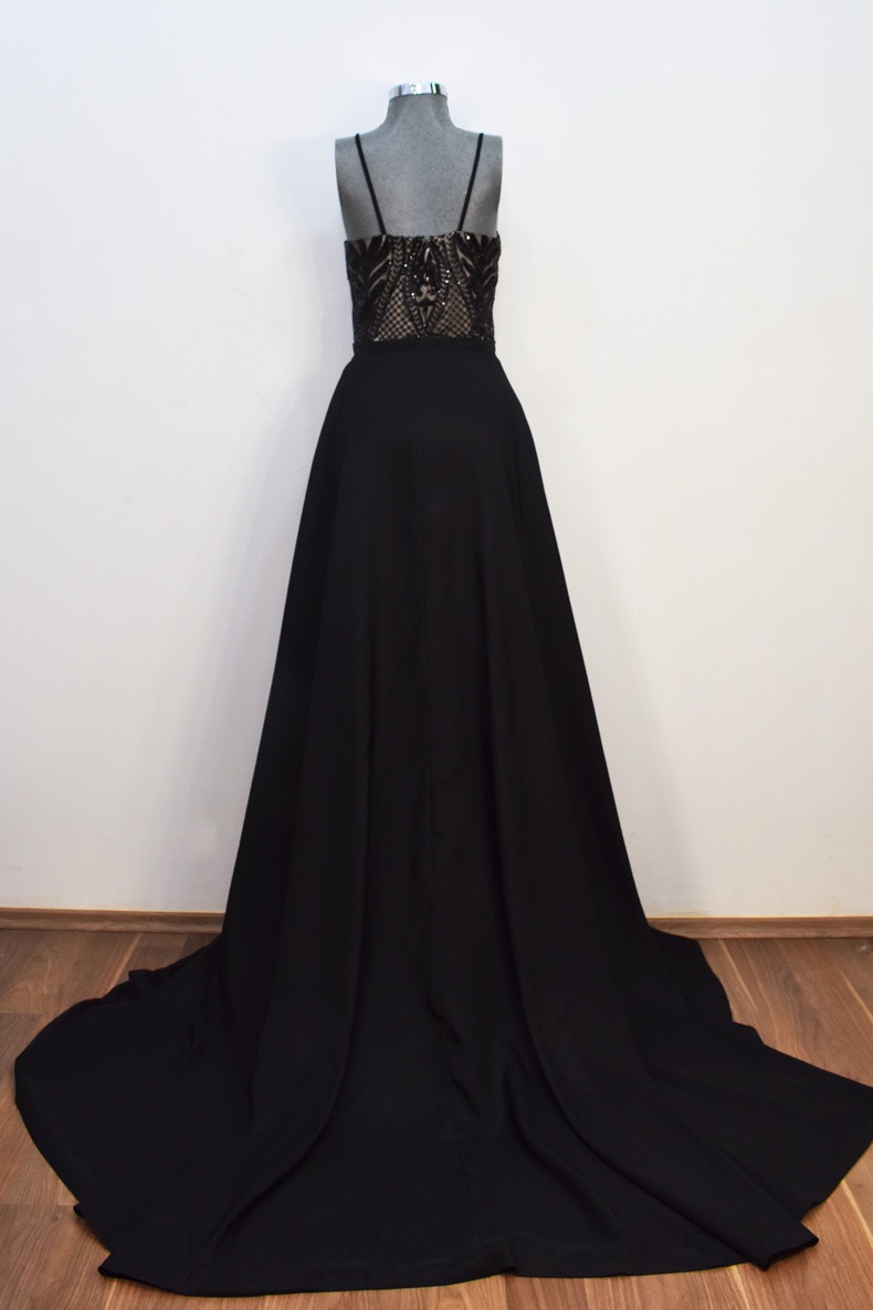 Renta de vestido de fiesta Largo Mod. VL10151 color Negro.