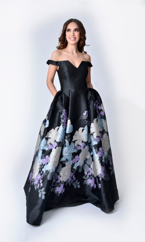 Vestido largo corte de princesa talla 10 color negro con flores color azul cielo