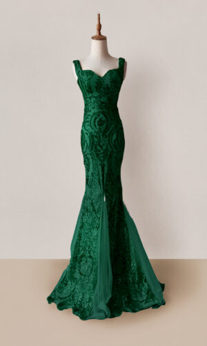 Vestudo largo talla 6 color verde de tirantes con escote de corazón