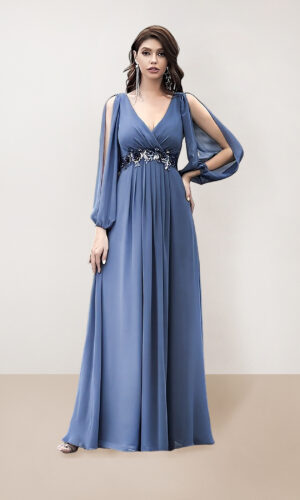 Vestido largo talla 22 color azul con manga larga con abertura
