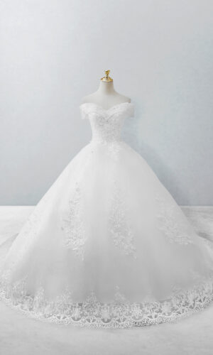 Vestido de novia corte de princesa talla 14 color blanco con detalles y escote de corazón