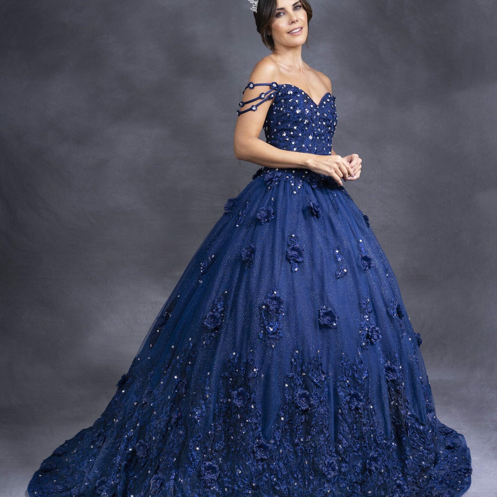 Azul Noche Vestidos Para 15 Color Azul Azul Rey Vestido De 15 AÃ