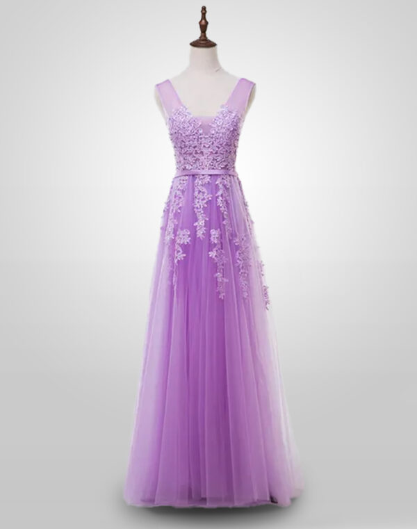 Vestido de fiesta color lila talla 6