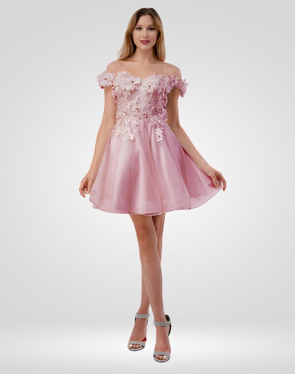 Vestido de fiesta corto color rosa talla 12
