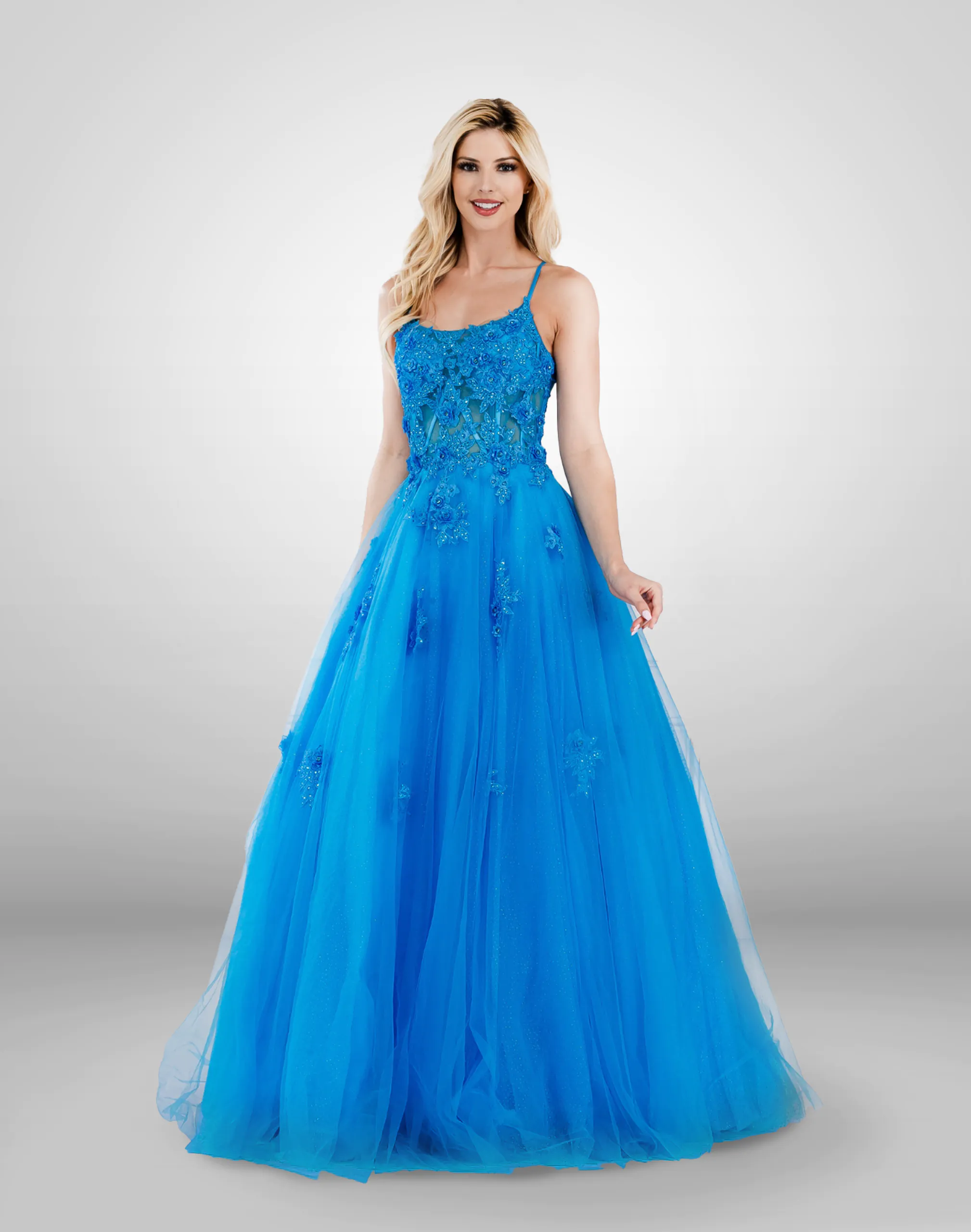 Vestido de noche largo azul transparencias en corsé aplicación de flores 3D en torso y con tirantes talla 16