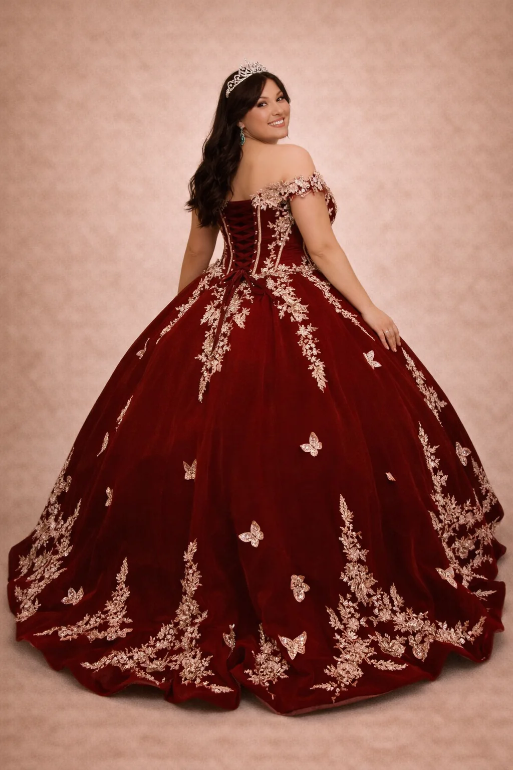 Vestido de XV años vino modelo 2494VN